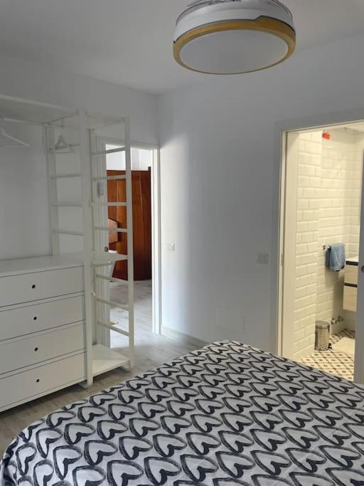 Renovated Modern Apartment In The City Center ซานตาครูซ เด เตเนริเฟ ภายนอก รูปภาพ